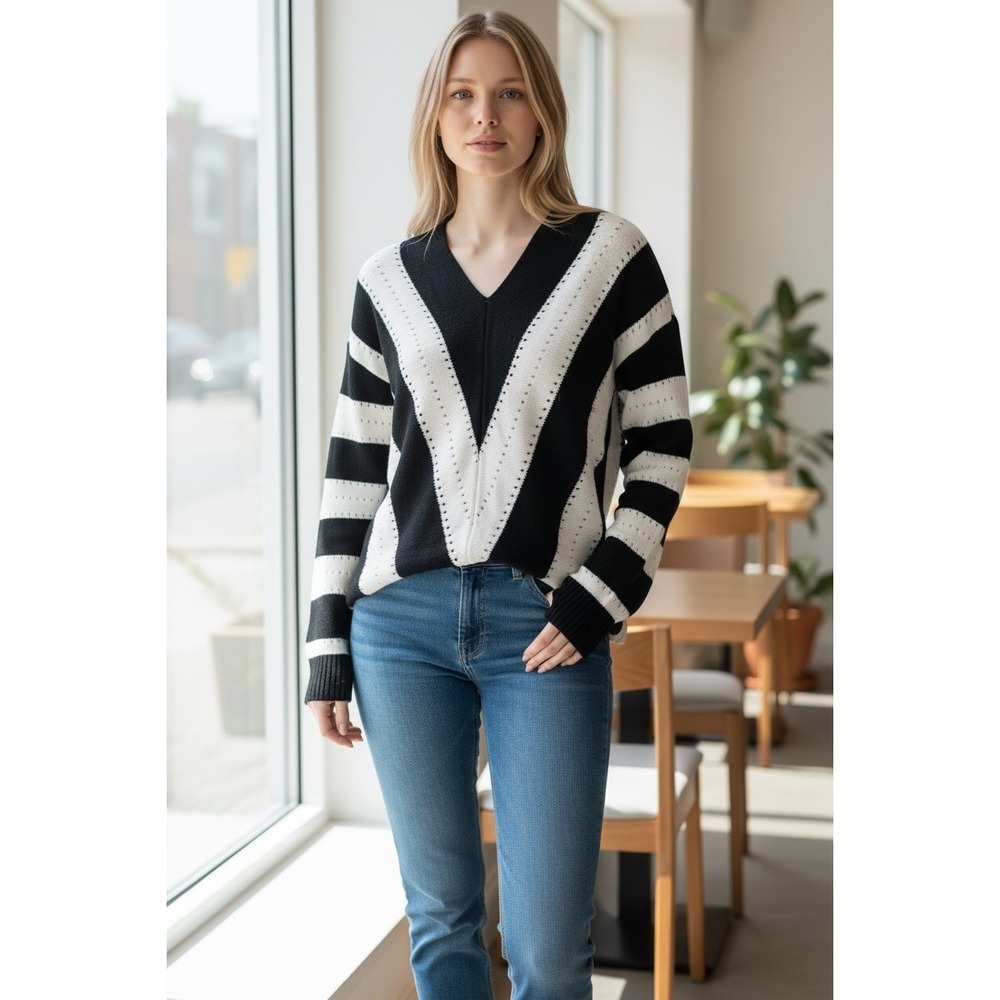 Black White Striped Chevron V-Neck Pointelle Knit Sweater Womens Size Small